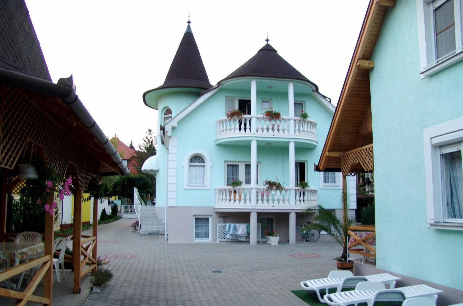 Villa Valeria Heviz Bagian luar foto